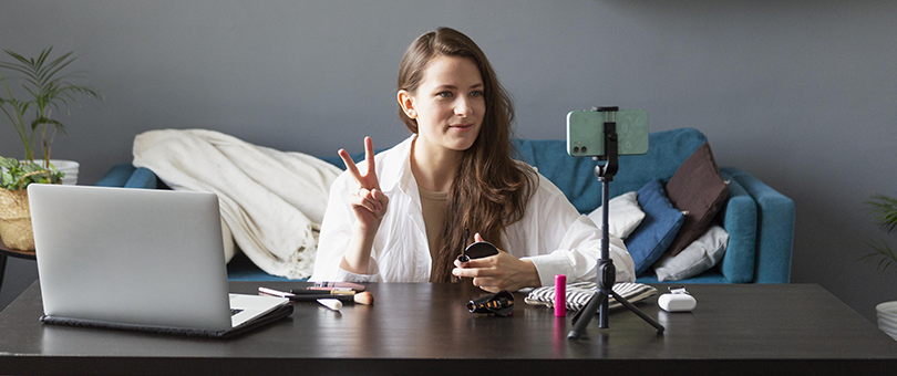 Social commerce: Jak Instagram a TikTok mění pravidla hry v online nakupování